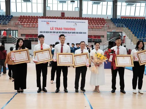 Huấn luyện viên, vận động viên Pencak Silat TP.HCM được trao Huân chương Lao động sau thành tích châu Á