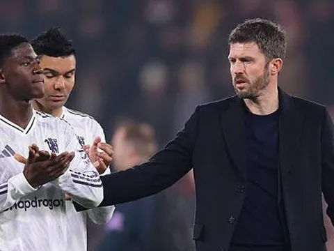 Man United sang Ireland rèn quân cho cuộc đua Champions League