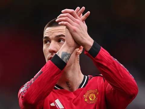 Người đại diện của Sesko cảnh báo Man Utd về mác siêu dự bị