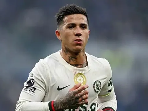 Chelsea thách giá 100 triệu bảng vụ Enzo Fernandez
