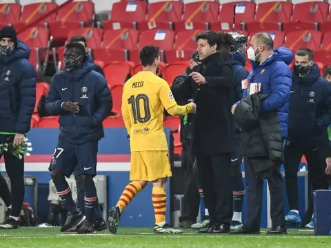 Pochettino công kích Henry vì bịa đặt vụ Messi