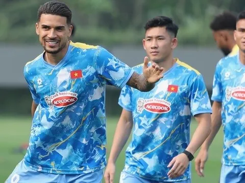 Chờ đợi vũ điệu Samba của Xuân Son và Đỗ Hoàng Hên