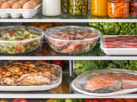 5 sai lầm khi bảo quản thực phẩm trong tủ lạnh khiến vi khuẩn sinh sôi, nhiều nhà đang mắc phải