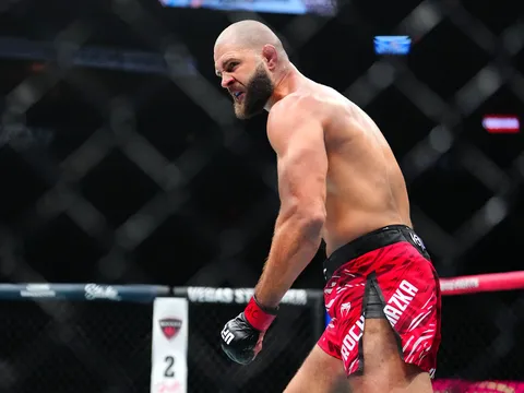 Jiri Prochazka đề xuất 'luật rừng' cho đai BMF: Đứng yên và chỉ dùng bạo lực