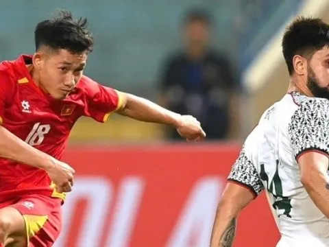 Báo Indonesia ca ngợi tuyển Việt Nam và Đoàn Văn Hậu