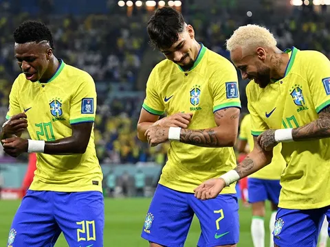 Nụ cười của Vinicius và khoảng trống trong tâm hồn người Brazil