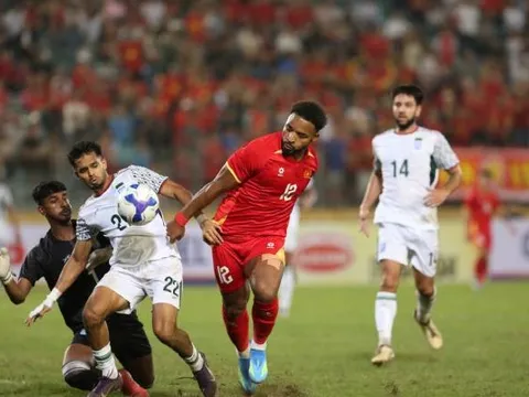 Hạ Bangladesh 3-0, báo Malaysia nghi ĐTVN giấu bài