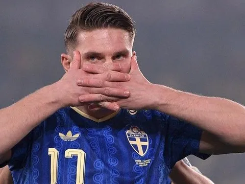 Arsenal mở cờ trong bụng khi Gyokeres lập hat-trick