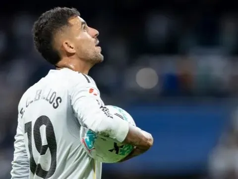Đoạn kết buồn cho Dani Ceballos tại Real Madrid