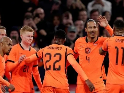 Van Dijk lập công giúp Hà Lan ngược dòng thắng Na Uy