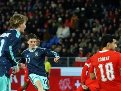 Đức thắng nghẹt thở Thụy Sĩ nhờ cú đúp siêu phẩm của Wirtz