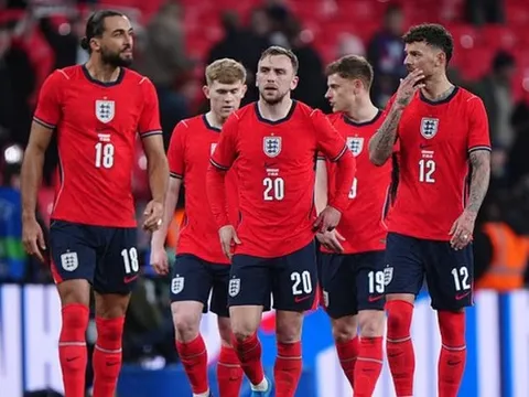 Kép phụ của Tuchel chưa đủ tầm gánh vác Tam Sư