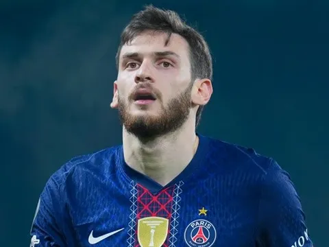 Liệu Arsenal có thể đưa Kvaratskhelia rời nước Pháp?