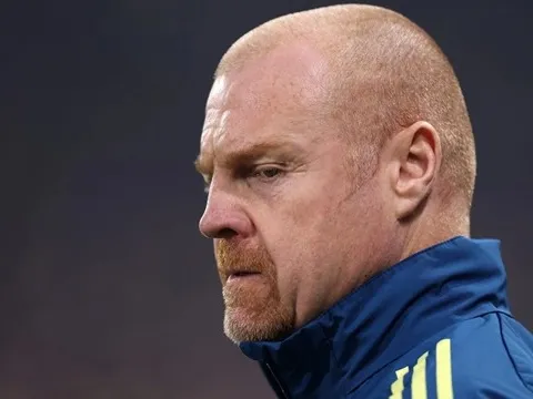 David Ornstein xác nhận Tottenham muốn mời Sean Dyche về trụ hạng
