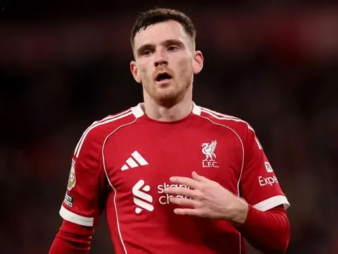 Rời Liverpool, Robertson quyết tương lai trước mùa hè