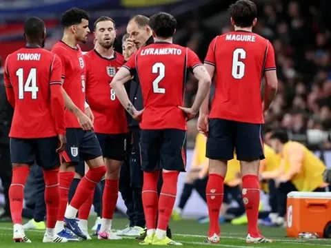 Tuyển Anh gây thất vọng trong bài sát hạch của Tuchel