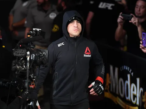 Huyền thoại UFC Diego Sanchez thoát án tù giam sau bê bối nổ súng