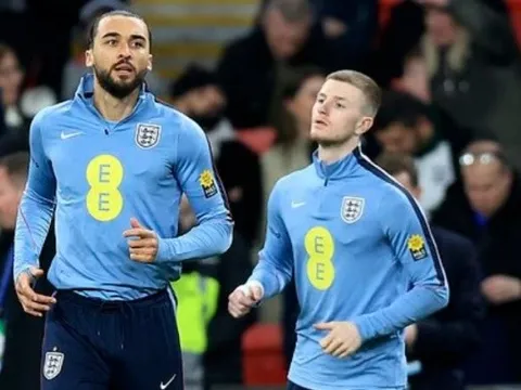 Tuchel gạch tên 8 cầu thủ tuyển Anh gồm cả Rice và Saka