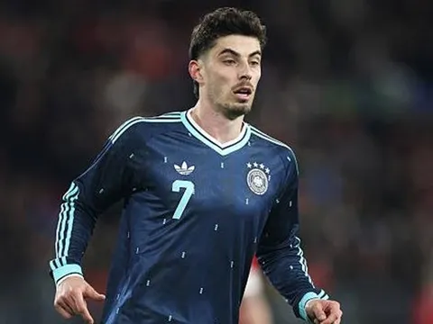 Havertz lạc lõng trong hình hài của một số 9 tại tuyển Đức