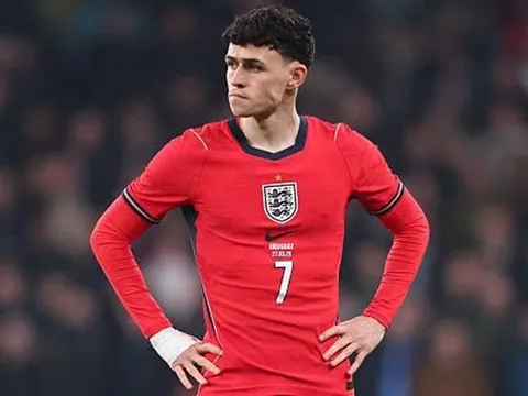 Foden lạc nhịp giữa những yêu cầu thực dụng của Tuchel