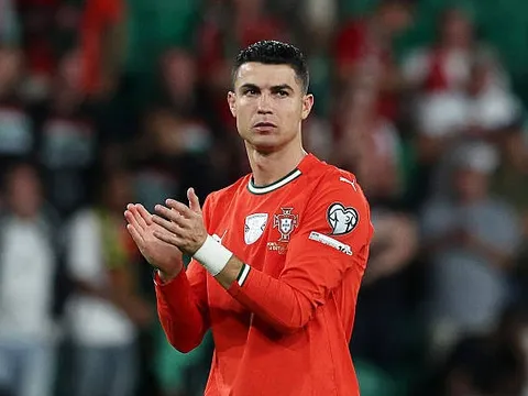 Bóng ma Ronaldo tiếp tục ám ảnh hàng công Bồ Đào Nha