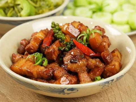 Cách nấu thịt kho tiêu ngon