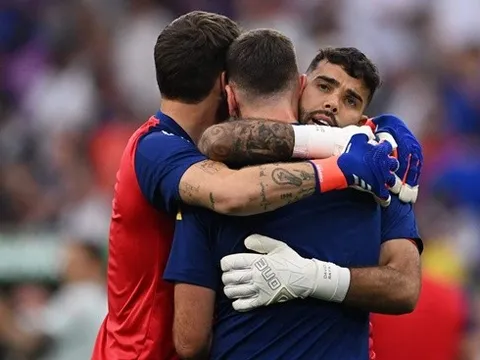 Nghịch lý khung gỗ Tây Ban Nha khi người giỏi nhất phải ở nhà