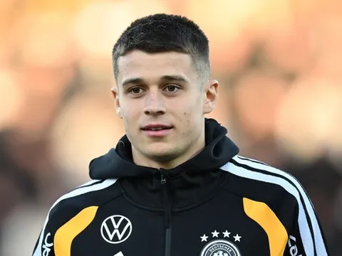 Arsenal đàm phán mua "tương lai hàng công tuyển Đức"