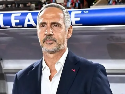 Adi Hutter từ chối làm HLV tạm quyền tại Tottenham
