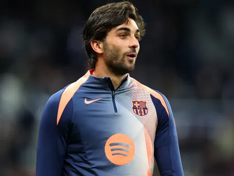 Barca sẵn sàng bán Ferran Torres cho Man Utd và Arsenal