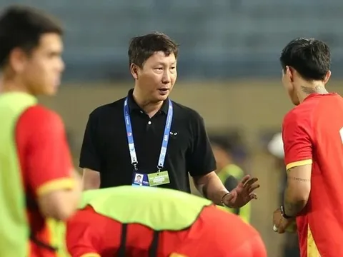 Ma thuật Kim Sang-sik và bộ mặt mới của tuyển Việt Nam