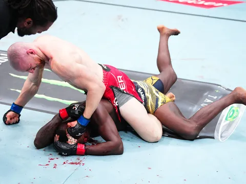 Israel Adesanya gục ngã: Joe Pyfer tạo địa chấn với cú knock-out tại UFC Seattle