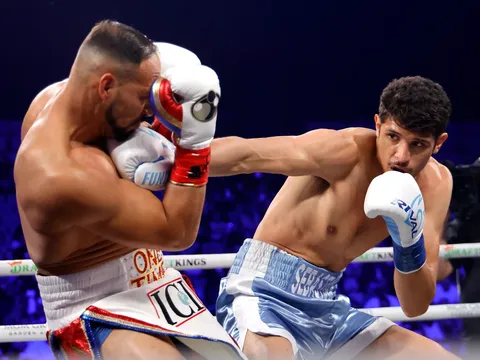 Sebastian Fundora: 'Dễ hơn tôi tưởng' sau khi hủy diệt Keith Thurman