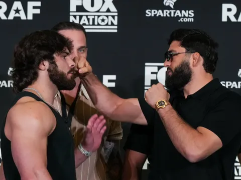 Arman Tsarukyan hạ gục Georgio Poullas, gửi chiến thư tới Colby Covington