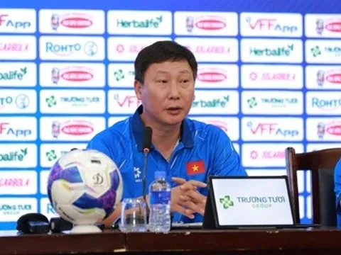 Cách HLV Kim Sang-sik giải mã Malaysia ở thế chân tường