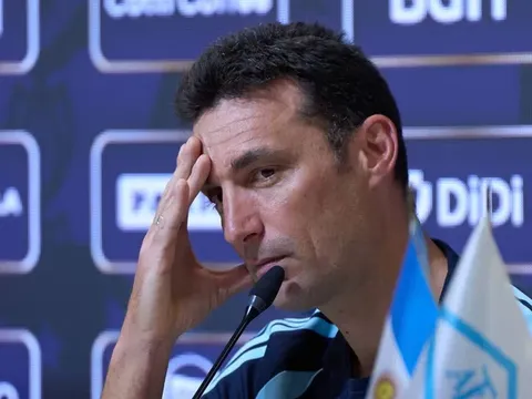 HLV Scaloni dọa gạch tên dàn sao Argentina khỏi World Cup