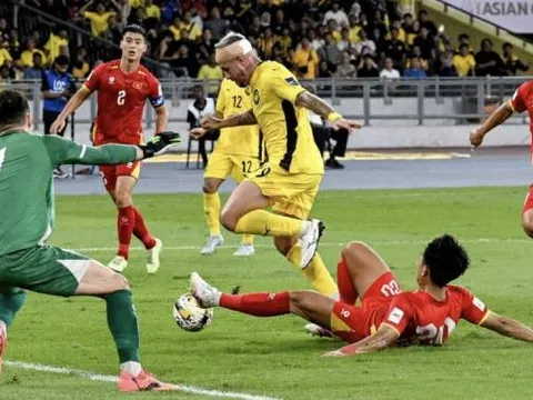 Mất 7 trụ cột, báo Malaysia hiến kế hạ Việt Nam