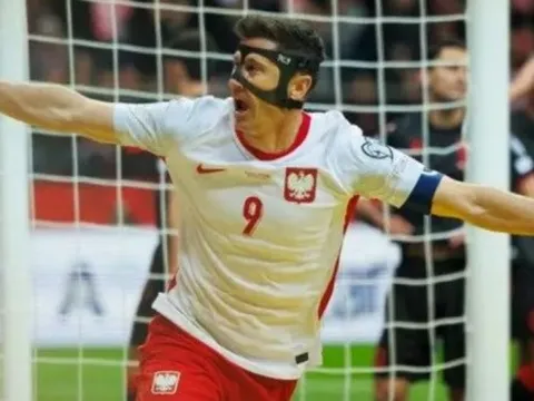 Sức trẻ Gyokeres thách thức bản lĩnh của Lewandowski