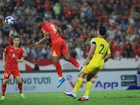 Xuân Son lập cú đúp, ĐT Việt Nam nhấn chìm Malaysia tại Thiên Trường