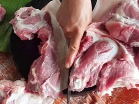 Vụ 300 tấn thịt bệnh tuồn vào trường học: Lợn mắc dịch tả có lây sang người khi ăn, chỉ nguy hiểm khi nào?