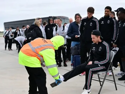 Dàn sao tuyển Bỉ bị kiểm tra an ninh sau trận thắng đậm Mỹ