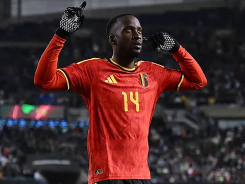 Lukebakio tỏa sáng đúng lúc, Bỉ vất vả hòa Mexico