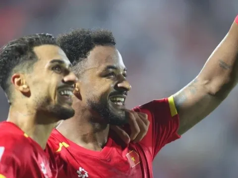 CĐV Đông Nam Á nể phục bộ đôi Xuân Son, Hoàng Hên của Việt Nam