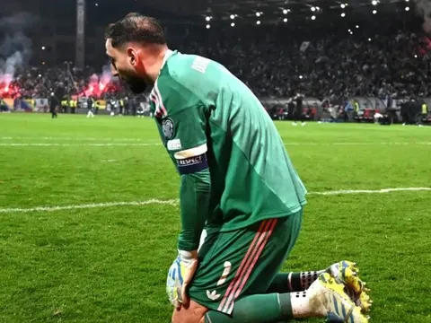 Scholes ví tuyển Ý là "Arsenal phiên bản đội tuyển quốc gia"