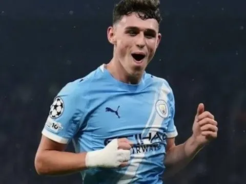 Bayern Munich bất ngờ rút lui khỏi thương vụ Phil Foden