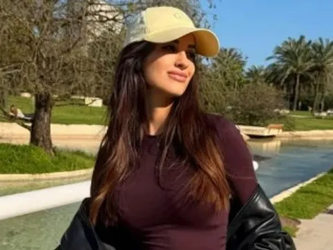 Eleonora Incardona gây sốt khi hẹn hò cùng sao trẻ AC Milan