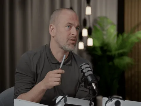 Joe Cole xúi tuyển Anh gạch tên trụ cột Arsenal