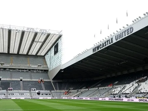Bán sân cho chính mình, Newcastle bị UEFA điều tra