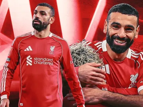 Liverpool cần "vật tế thần" Salah để cứu vãn mùa giải