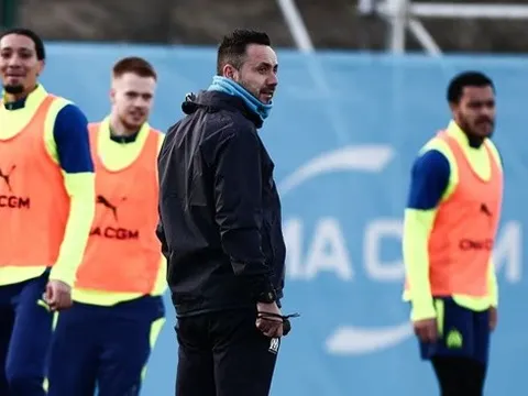 De Zerbi bắt đầu hành trình giải cứu Tottenham